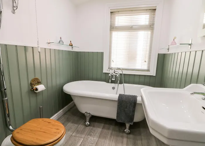 Castle View Holiday home *